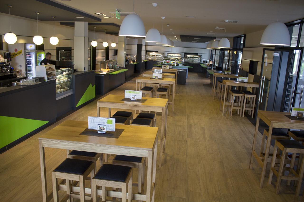 Hotel Lika Sjever Brinje Екстер'єр фото